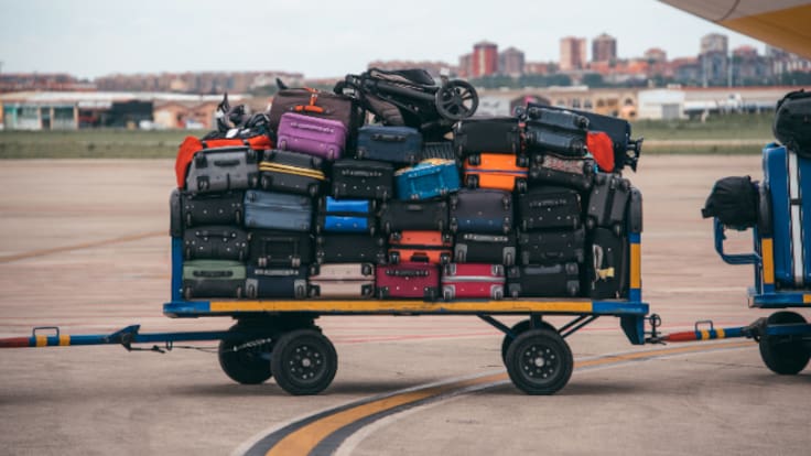 Sabies que a la bodega d'un avió de passatgers es poden repatriar cadàvers?