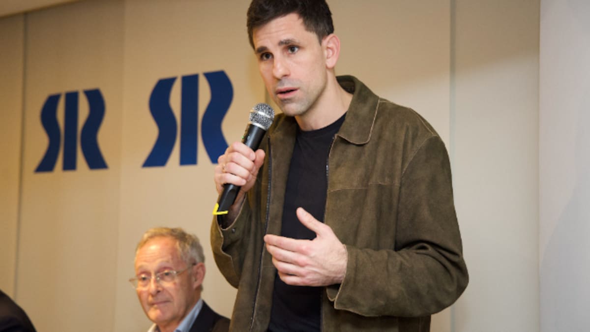 César de La Fuente, ganador del Premio Rafael Hervada