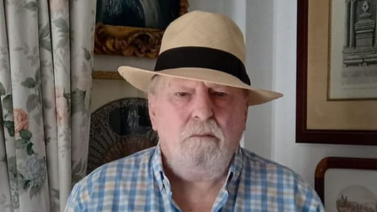 Firma Carlos M López