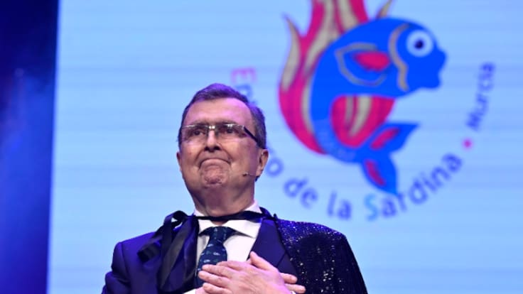 Ballesta reivindica el orgullo de ser murciano en su Pitocrónica del 175 aniversario del Entierro de la Sardina