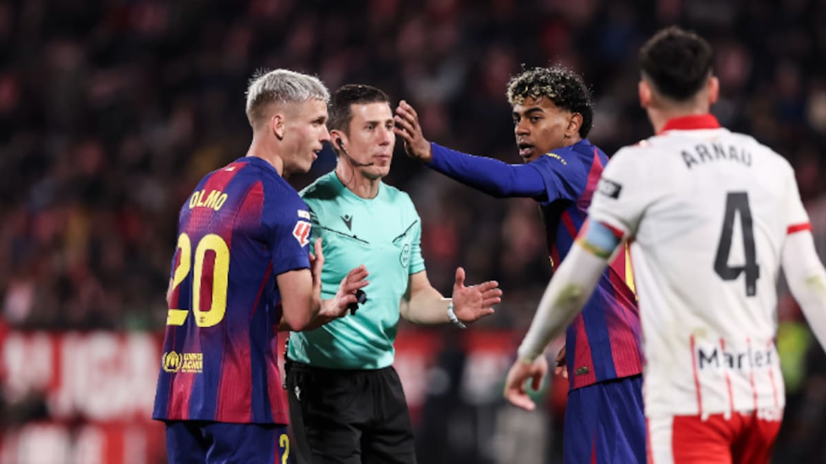 "Son unos auténticos negados, se están cargando el fútbol": Manu Carreño estalla ante el nivel del colectivo arbitral