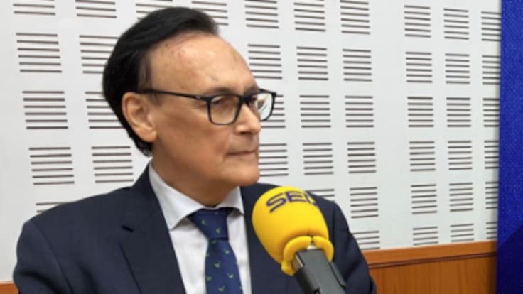 El consejero José Carlos Gómez Villamandos explica la nueva Ley de Universidad de Andalucía