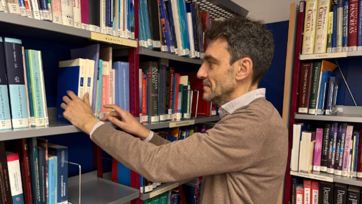 Entrevistamos a Juan Medino, bibliotecario del Hospital Universitario de Fuenlabrada