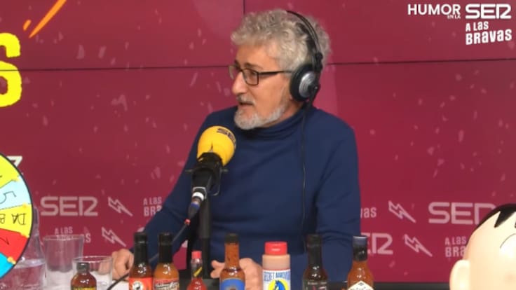 "Te voy a hacer un traje de saliva": David Fernández recuerda el día que actuó en una cárcel de mujeres