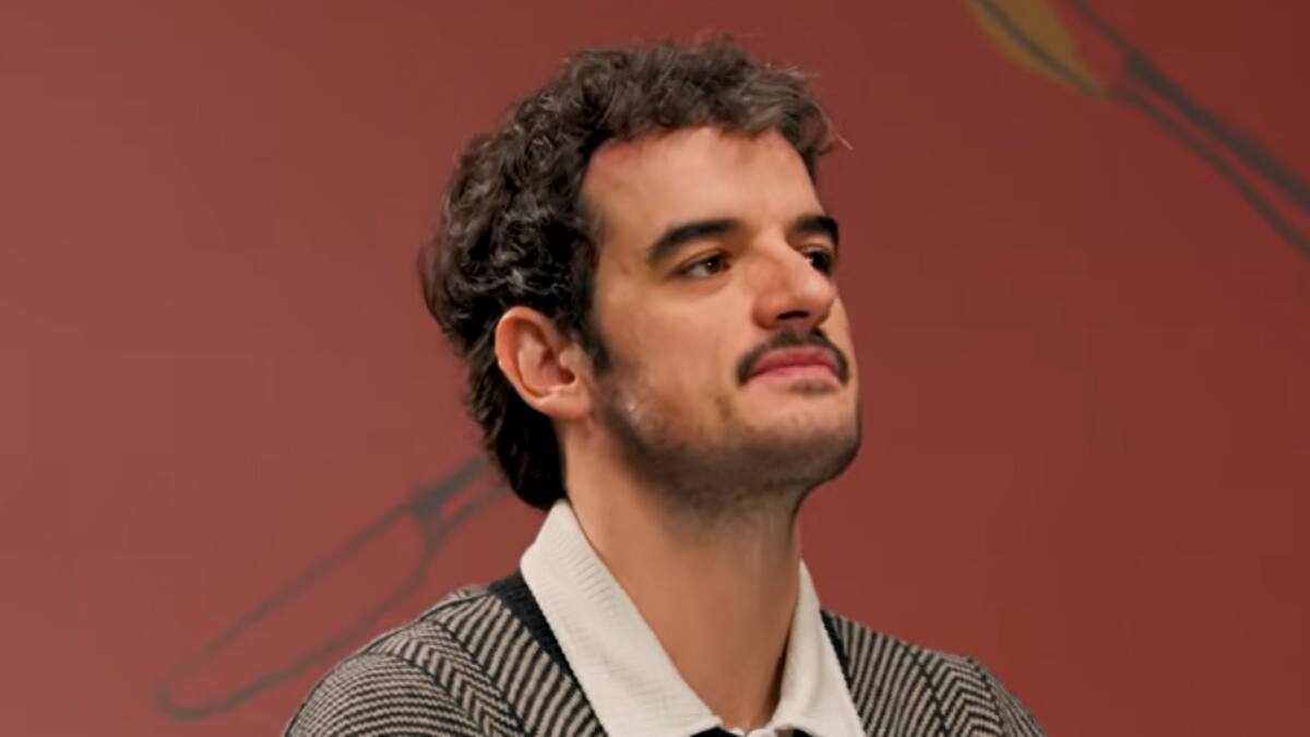 La cura de una enfermedad mortal a cambio de encubrir un asesinato: el dilema de Martín Cuervo que mezcla el bien común, la compasión y la familia