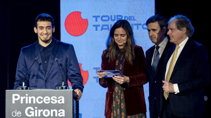 El "polític de barri" que vol transformar el Poble-Sec: "La manca d'inversió fa que la gent marxi del seu propi barri"