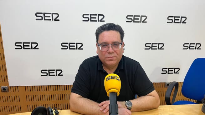 El teólogo Bernardo Pérez reivindica la dimensión histórica y humana de Jesús en Hora Cofrade