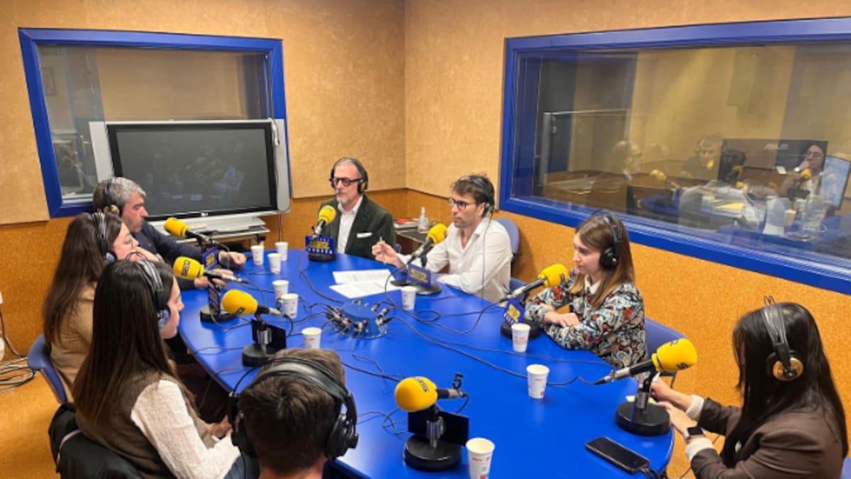Empresas y jóvenes comparten su experiencia en Hoy por Hoy de Radio Huesca.