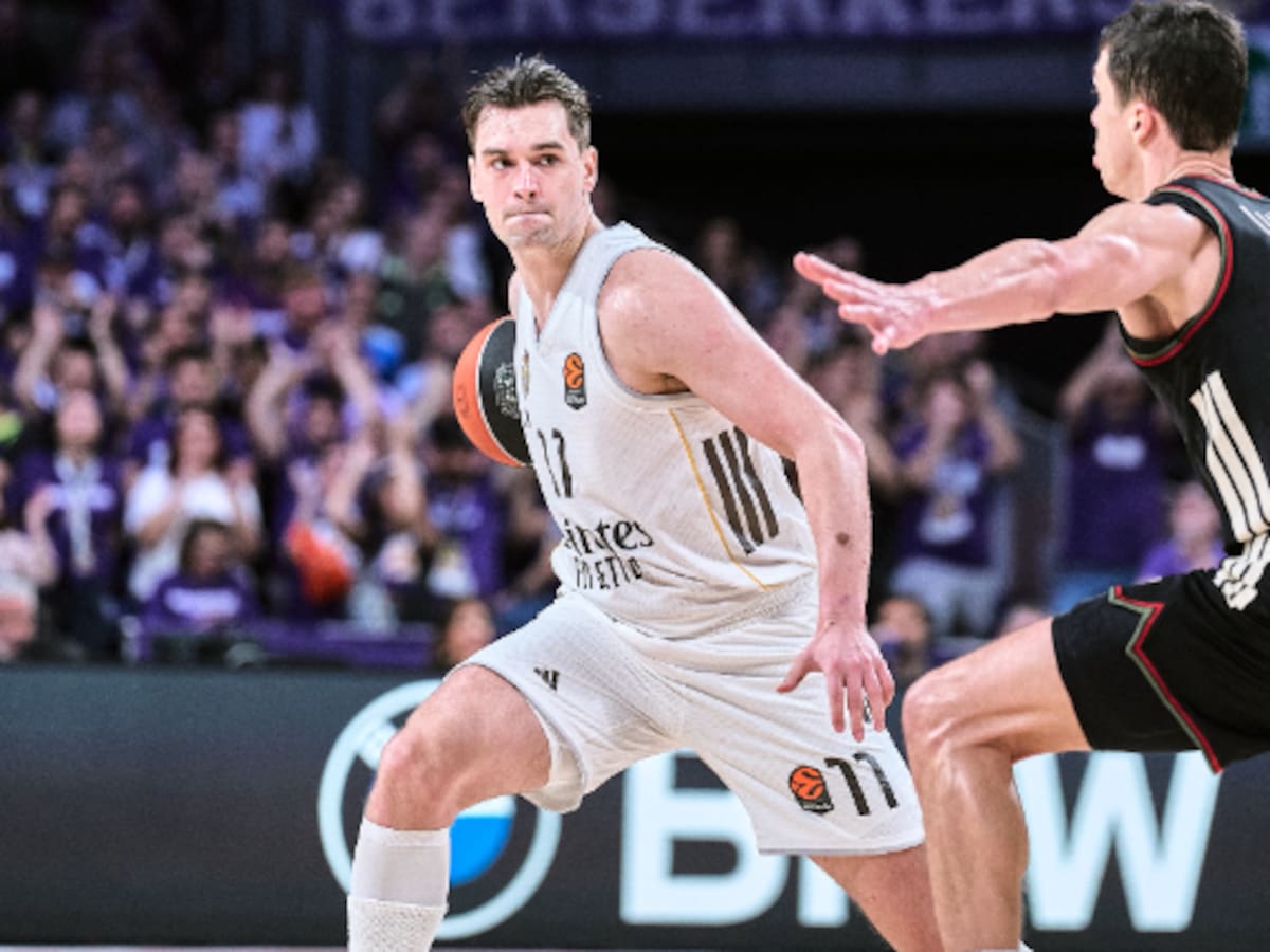 Hezonja, sobre los pitos a Scariolo en el Movistar Arena: "No estamos aquí para escuchar esta mierda"