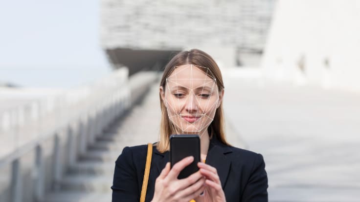 Derecho Digital: Reconocimiento facial, algoritmos y chats con IA