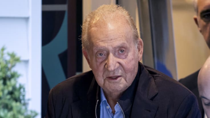 "Me piden las tres últimas nóminas": Juan Carlos I, en problemas para encontrar piso en la última parodia del 'Si Amanece'