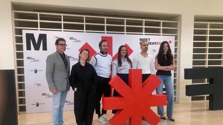 La iniciativa 'Meet Fashion Focus' reune a referentes nacionales de la industria de la moda y a unos doscientos alumnos