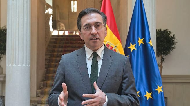 El ministro de Asuntos Exteriores, José Manuel Albares, define la ofensiva sobre Irán como "un salto cualitativo" sin precedentes