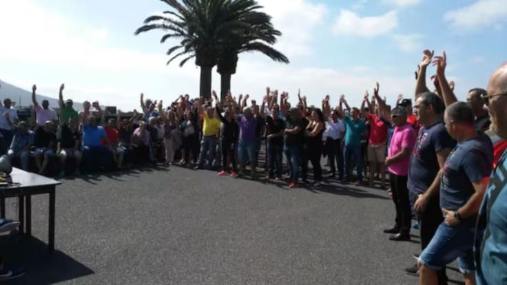 Alertan del riesgo de privatización de los centros turísticos de Lanzarote