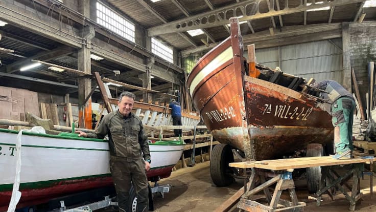 Ramón Collazo, carpinteiro de Ribeira: “O futuro que nos agarda é moi negro, non hai relevo e falta vontade política”