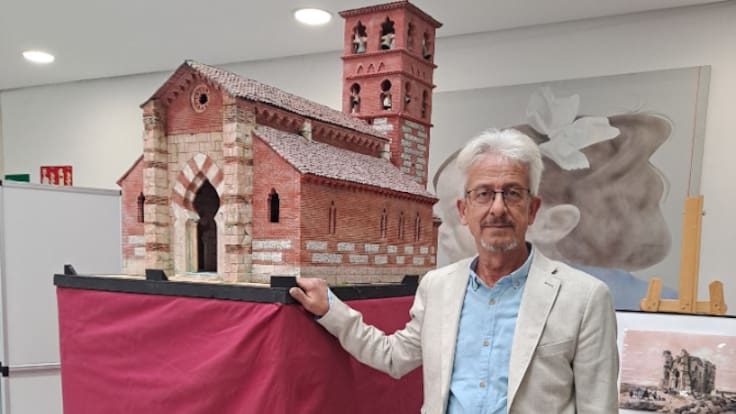 Entrevistamos a Ángel Sánchez-Gallego Paniagua por su maqueta de la iglesia de Humanejos