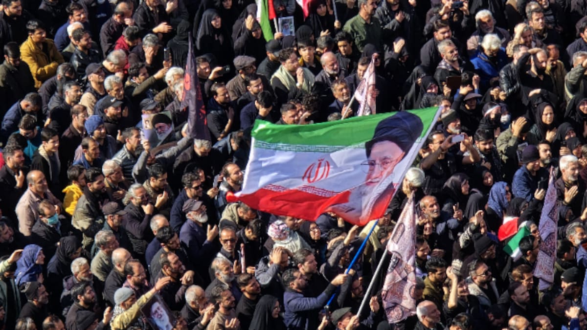 “Hace 47 años que esperamos este momento”: la mirada iraní en Cataluña sobre la caída de Jamenei