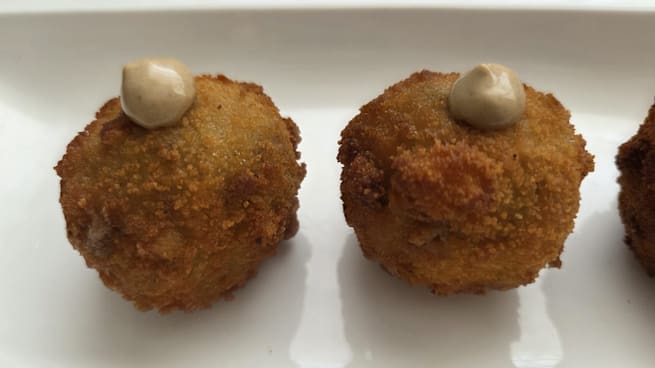 El Rebost: croquetes de cua de bou