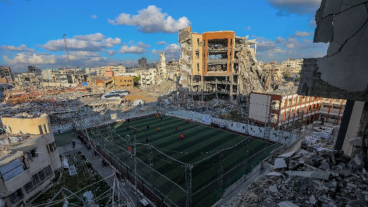 Punto y 25 | Soledad Gallego-Díaz, sobre la guerra en Irán: "Casi se nos ha olvidado lo que sigue sucediendo en Gaza y Cisjordania"