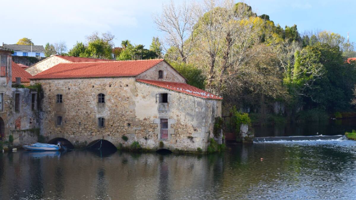 Historias de Galicia: La Real Fábrica de Harinas de Xuvia