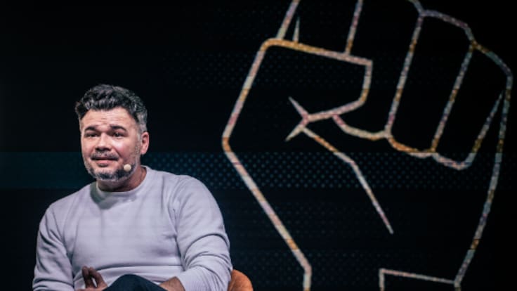 'DESMUNTANT L'EXTREMA DRETA', amb Joan Serra, David Fernàndez i Rosa Mustafa: la prohibició del burca, un debat artificial