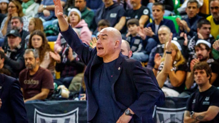Jaume Ponsarnau quiere ser histórico en Bilbao Basket: "Voy a hacer todo lo posible para seguir siendo el entrenador de este proyecto"