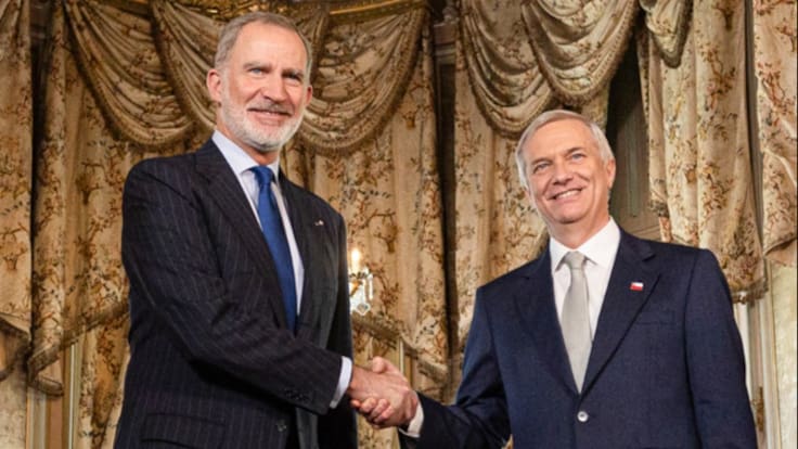 Kast toma posesión en Chile este miércoles y obligará a Boric a colocarle la banda presidencia, que no se usa desde la dictadura