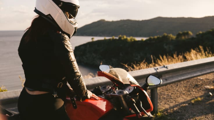 Una argentina se plantea un viaje en moto por toda Europa y cambia de opinión nada más llegar a España