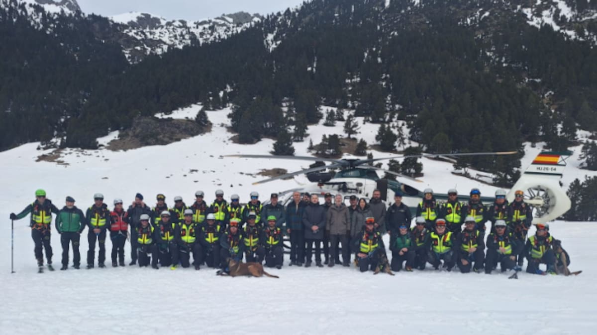 Grande-Marlaska destaca en Benasque el "trabajo impecable" del Servicio de Montaña de la Guardia Civil
