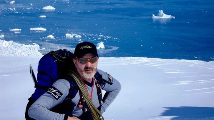 Sebastián Álvaro pide la recuperación y digitalización completa de Al filo de lo imposible