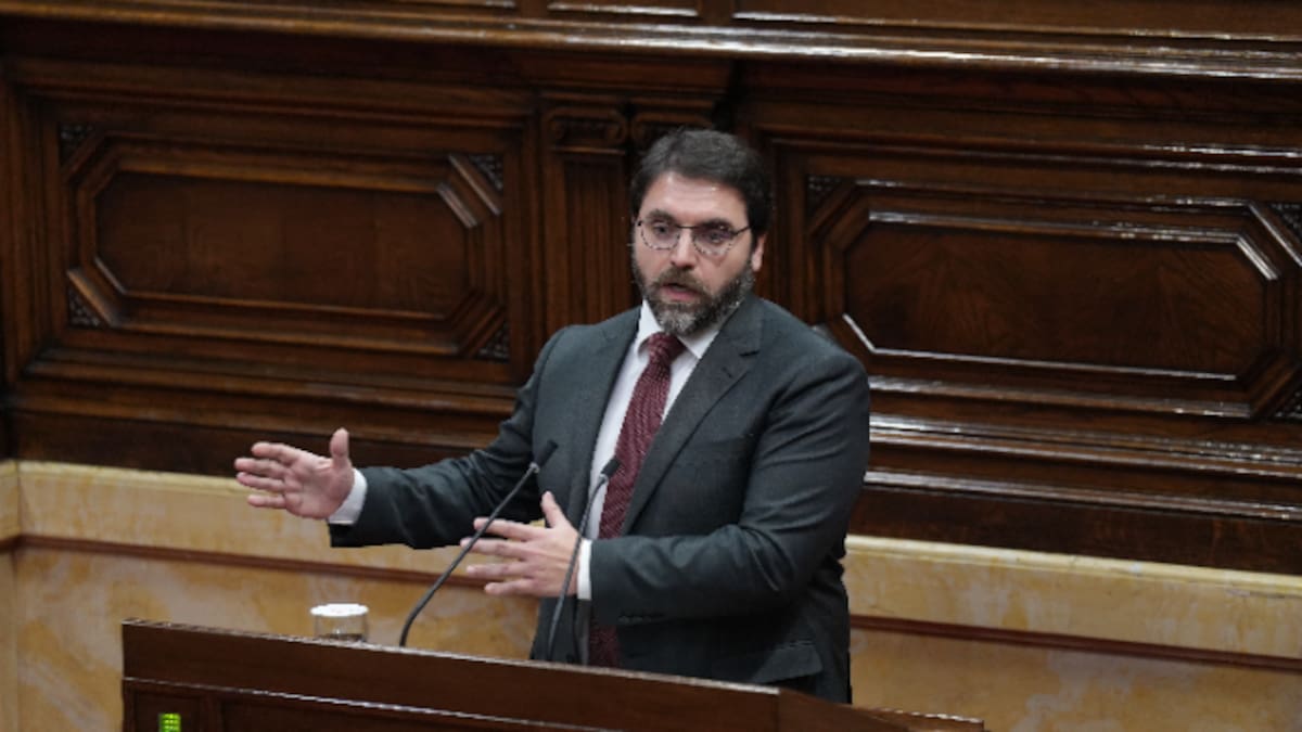 Ferran Pedret (PSC) evita dir si hi haurà un gest amb l'IRPF i insta ERC a concretar les seves condicions