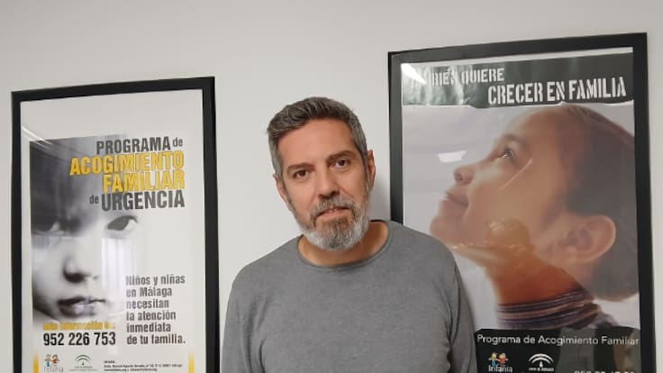 Más de 200 menores esperan una familia en Málaga: el sistema de acogida afronta la falta de hogares