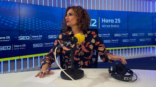 María Jesús Montero confirma que "en los próximos días" dejará el Gobierno y llama a la movilización para defender "la sanidad y educación públicas" en Andalucía