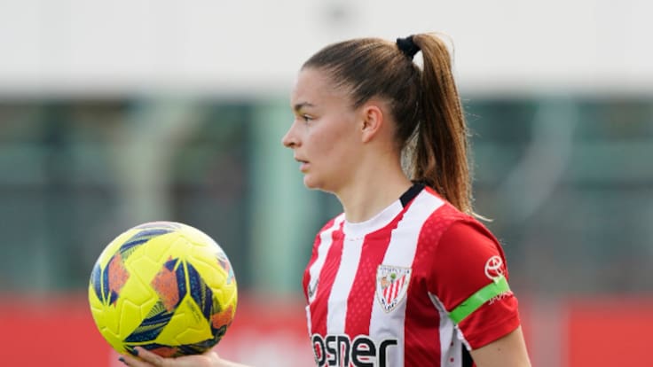 Sara Ortega, delantera del Athletic: “Cuando saltas a San Mamés es otro rollo y se te ponen los pelos de punta”