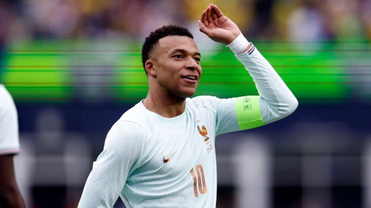 El factor clave por el que Mbappé arrasa con Francia y se atasca en el Real Madrid