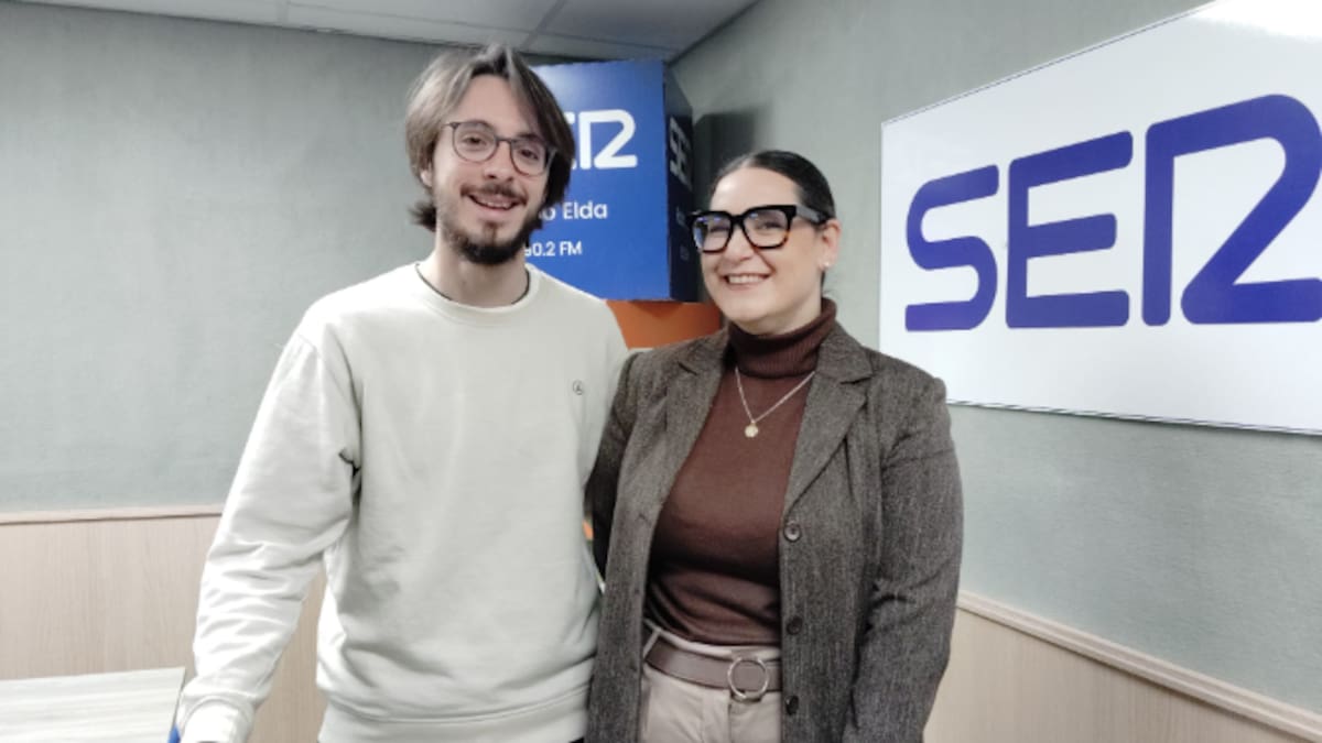 César González entrevista a Andrea López.