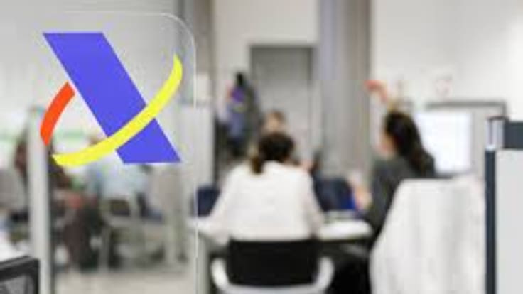 Hacienda cierra 2025 con récord de ingresos: más de 325.000 millones de euros, un 10% más que el último año