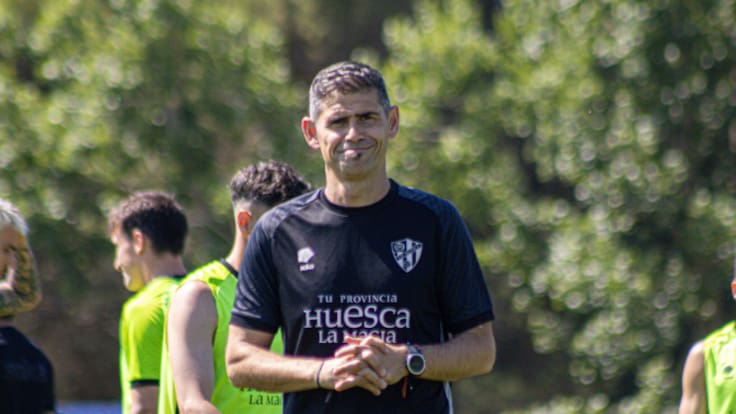 Antonio Hidalgo habla de su vuelta a Huesca con el Dépor