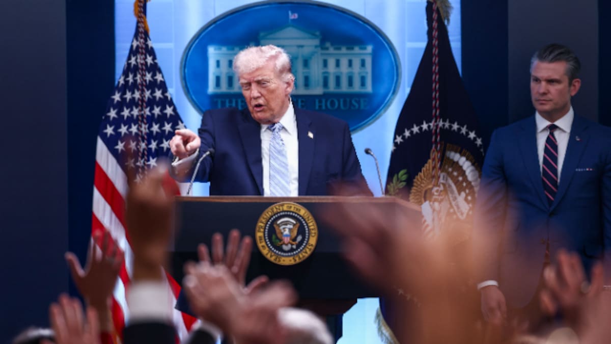 Punto y 25 | Joaquín Estefanía, sobre las amenazas de Trump a Irán: "Es paradójico, deseamos que un político no cumpla sus promesas"