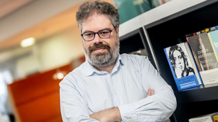 El escritor Sergio del Molino explica la historia del cuadro perdido de Rosario Weiss