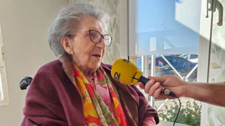 Pilar Honrubia, albaceteña de 105 años: "mi madre me dijo que era mejor unir que romper y siempre lo he hecho"