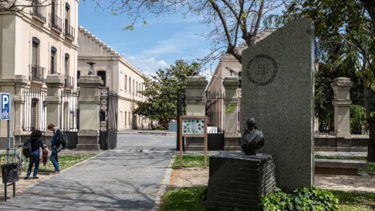 Entrevistamos a Ángel Fernández, de la asociación Amigos del Museo de Getafe, y Beatriz de las Heras, comisaria del ciclo y catedrática de Historia Contemporánea en la UC3M