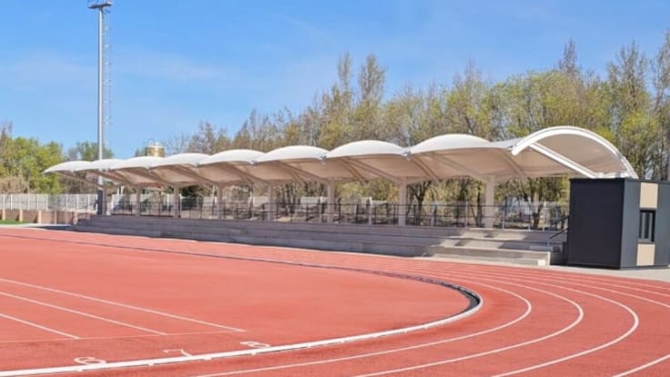 El primer teniente de alcalde de San Martín de la Vega, Sergio Neira, habla sobre las mejoras realizadas en varias instalaciones deportivas de la localidad.