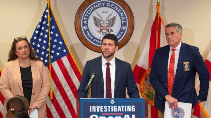 Manuel Jabois: "La IA se equivoca como nosotros, pero sin remordimientos ni culpa"