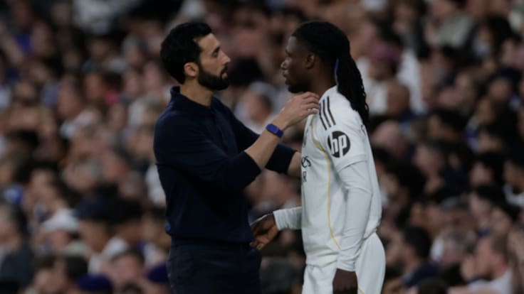 Camavinga no se libró de la pitada: recibido con silbidos tras su expulsión frente al Bayern en Champions