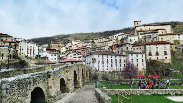 La Asociación para la Recuperación de la Memoria Histórica denuncia trabas del Ayuntamiento de Villoslada para exhumar una fosa de cinco republicanos asesinados en 1936 (22/04/2026)
