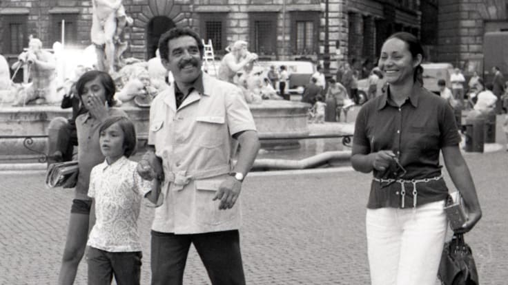 Una frase mítica de la literatura que casi hunde a una familia: los problemas que causó el inicio de 'Cien años de soledad'