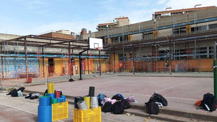"La EVAU a la vuelta de la esquina y no puedes oir al profesor por el ruido de los taladros": Un instituto de Madrid convive con las obras de adecuación del centro