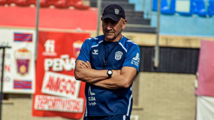 Claudio Barragán, Ent. del Eldense, antes de visitar al Antequera