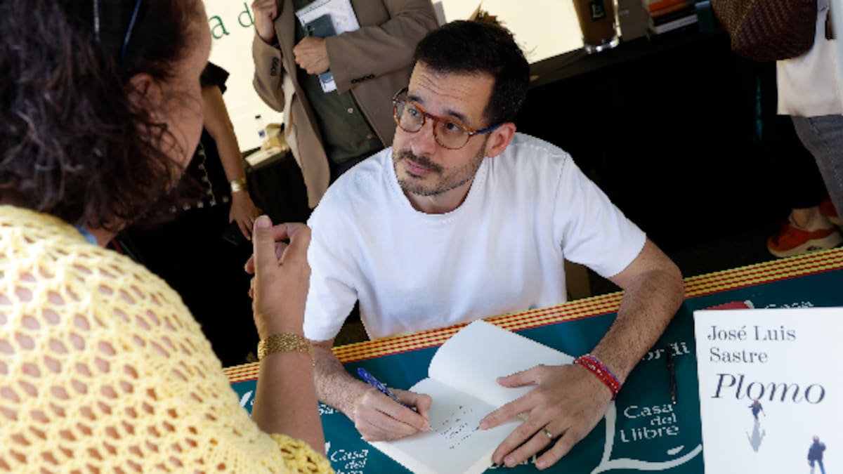 'Plomo', la nueva novela de José Luis Sastre que cuenta la historia de los escoltas en el terrorismo